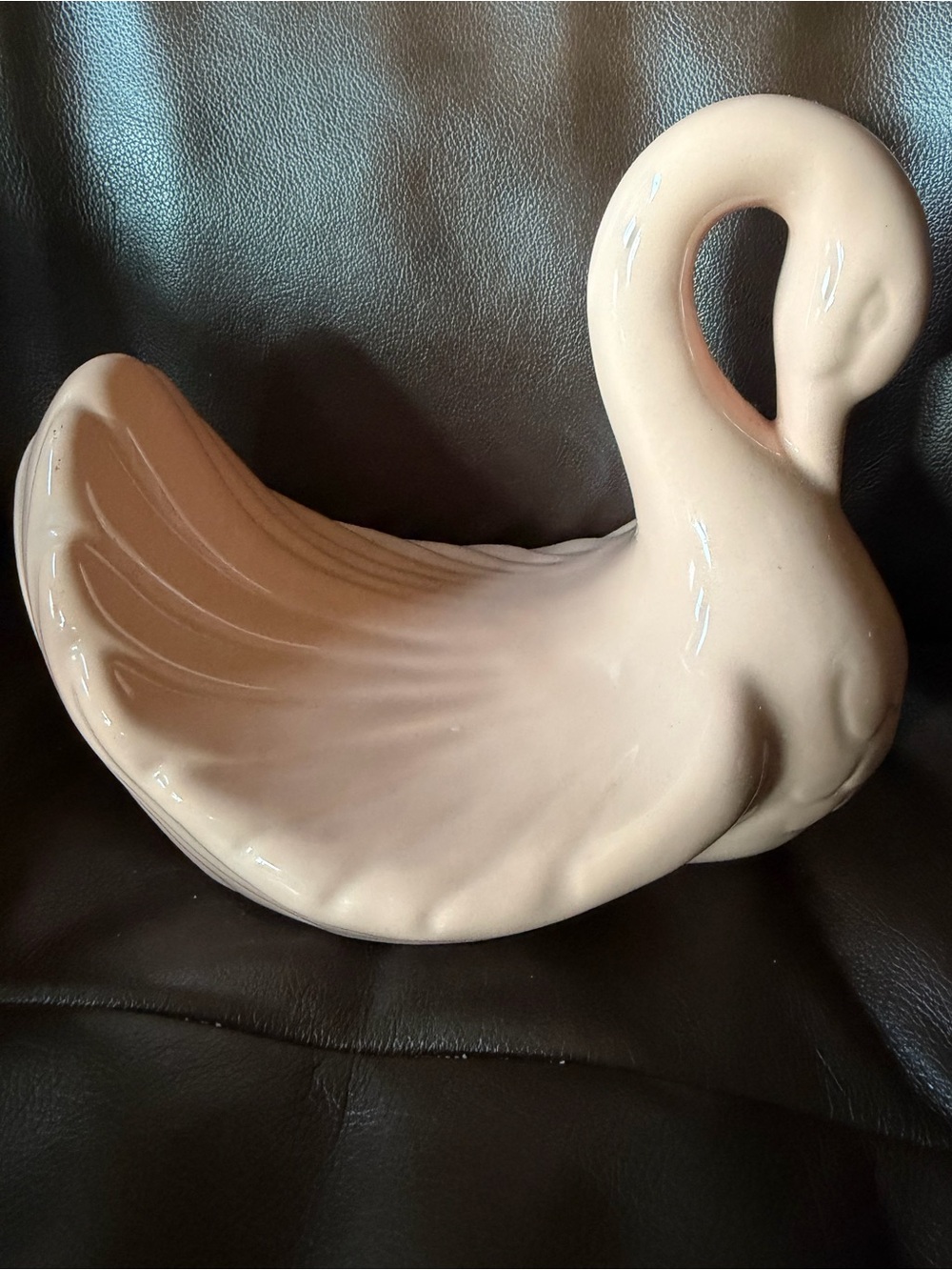 Coral Decorative Ceramic Swan - Home Art EUC